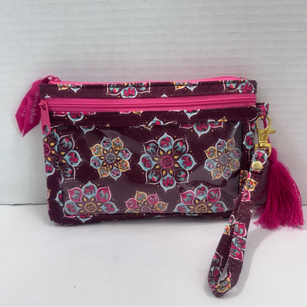 Simply Southern Wristlet/Wallet  Removable Strap Clear Zip Phone Compartment